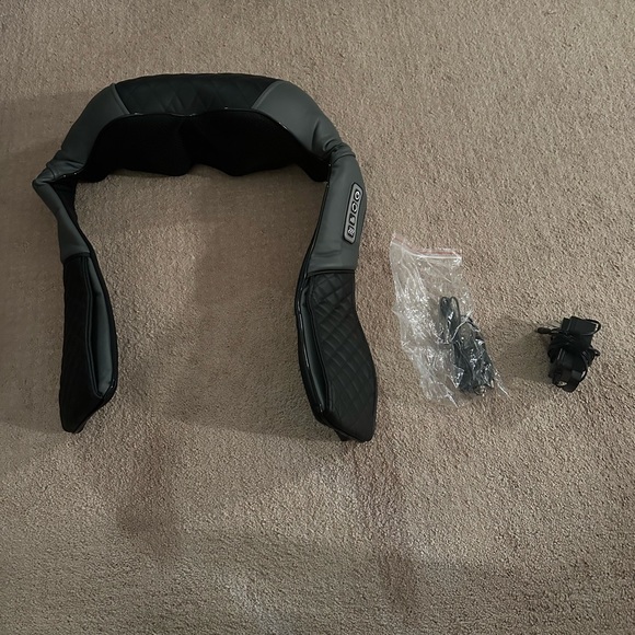 Shiatsu Neck and Back Massager with Soothing Heat - Picture 3 of 3